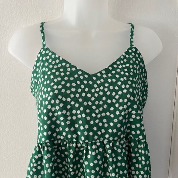 Pretty Floral Flared Top - Picture 2 of 7